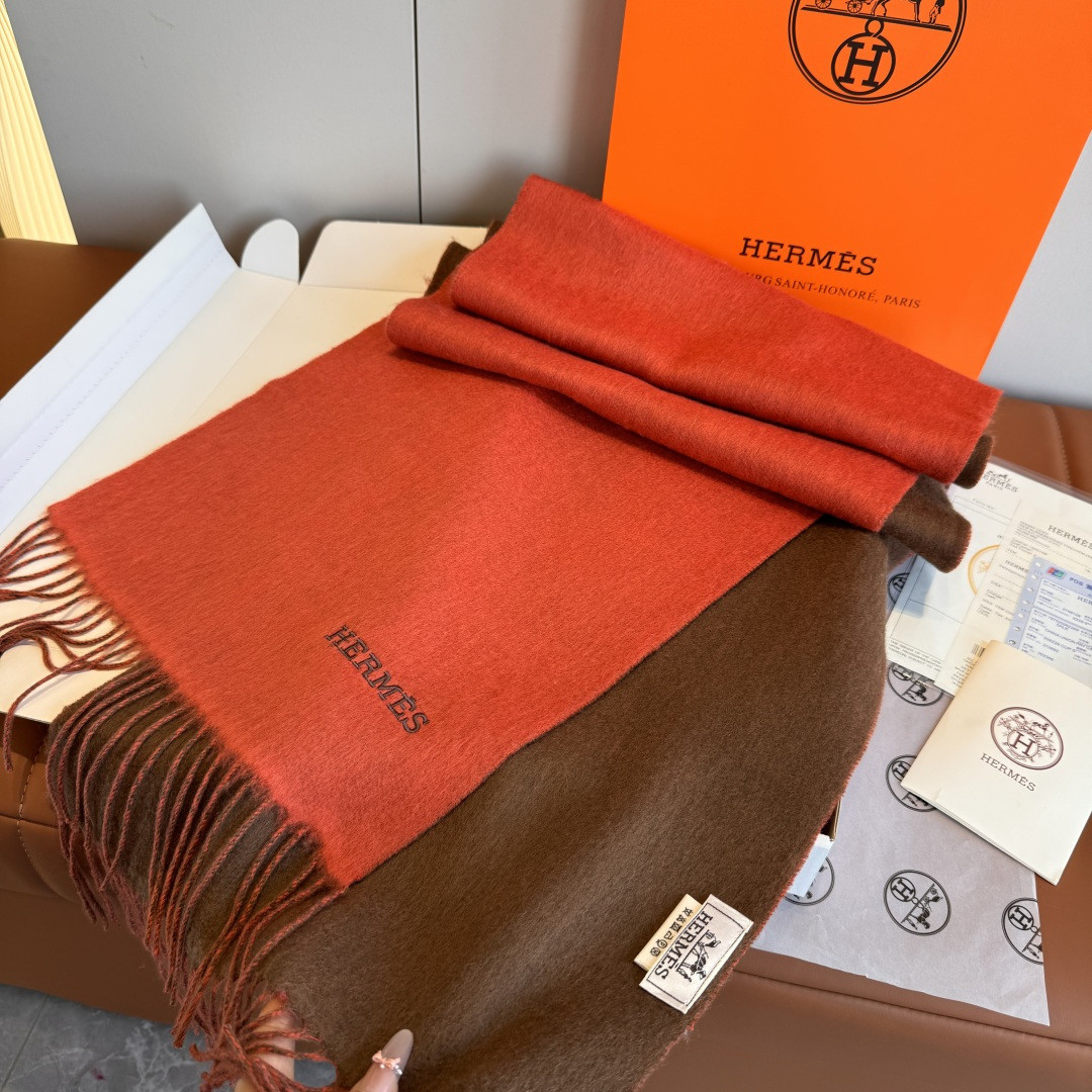 H**me5 scarf 35x180cm